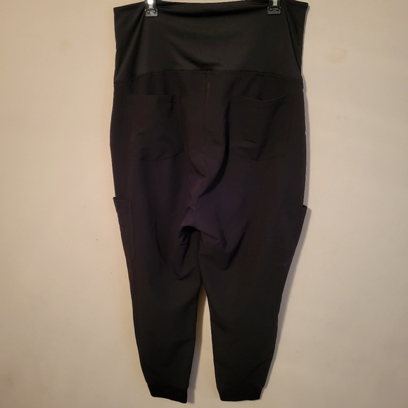 Mandala Scrubs Maternity Joggers Black - Picture 4 of 8